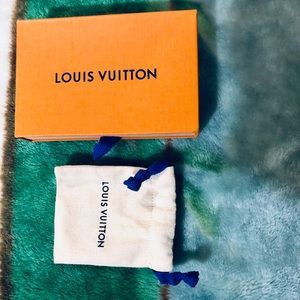 Louis Vuitton box and dust bag!